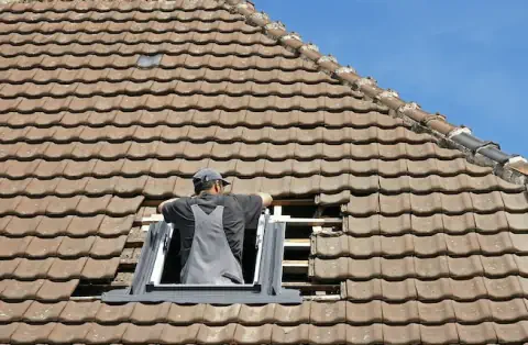 Pose de velux - Voisines